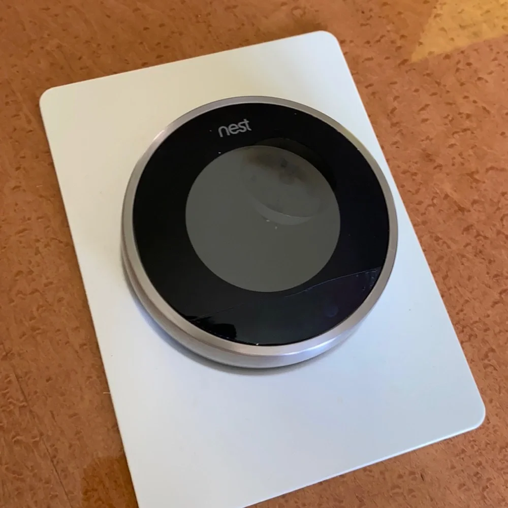 Nest thermostat 2nd gen for sale! Works great
